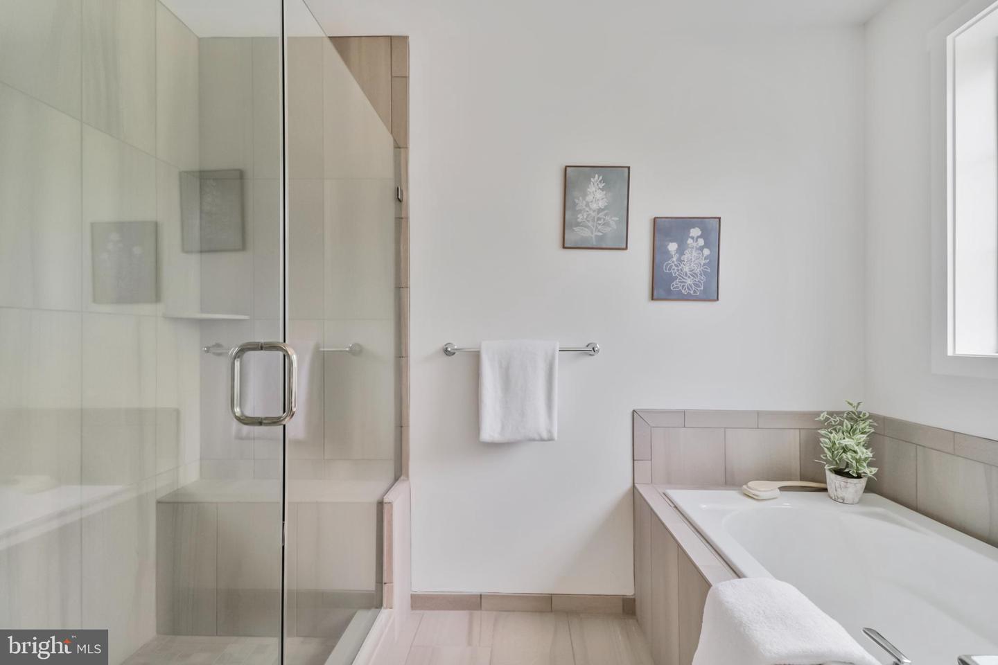 1704 Copperleaf Blvd Property Photo 15