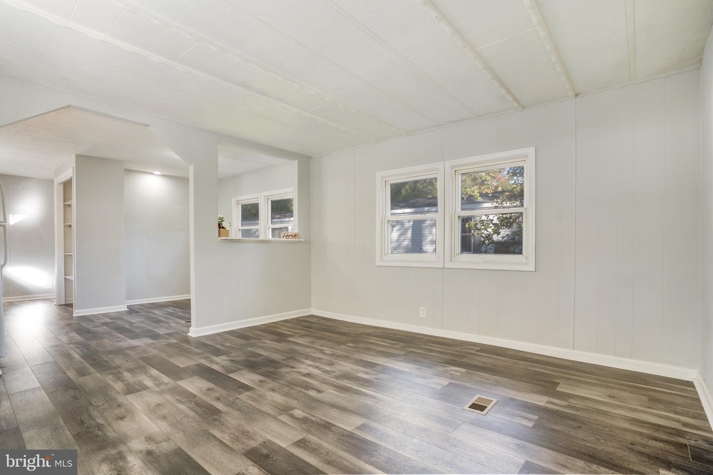 180 Sonnys Court Property Photo 15