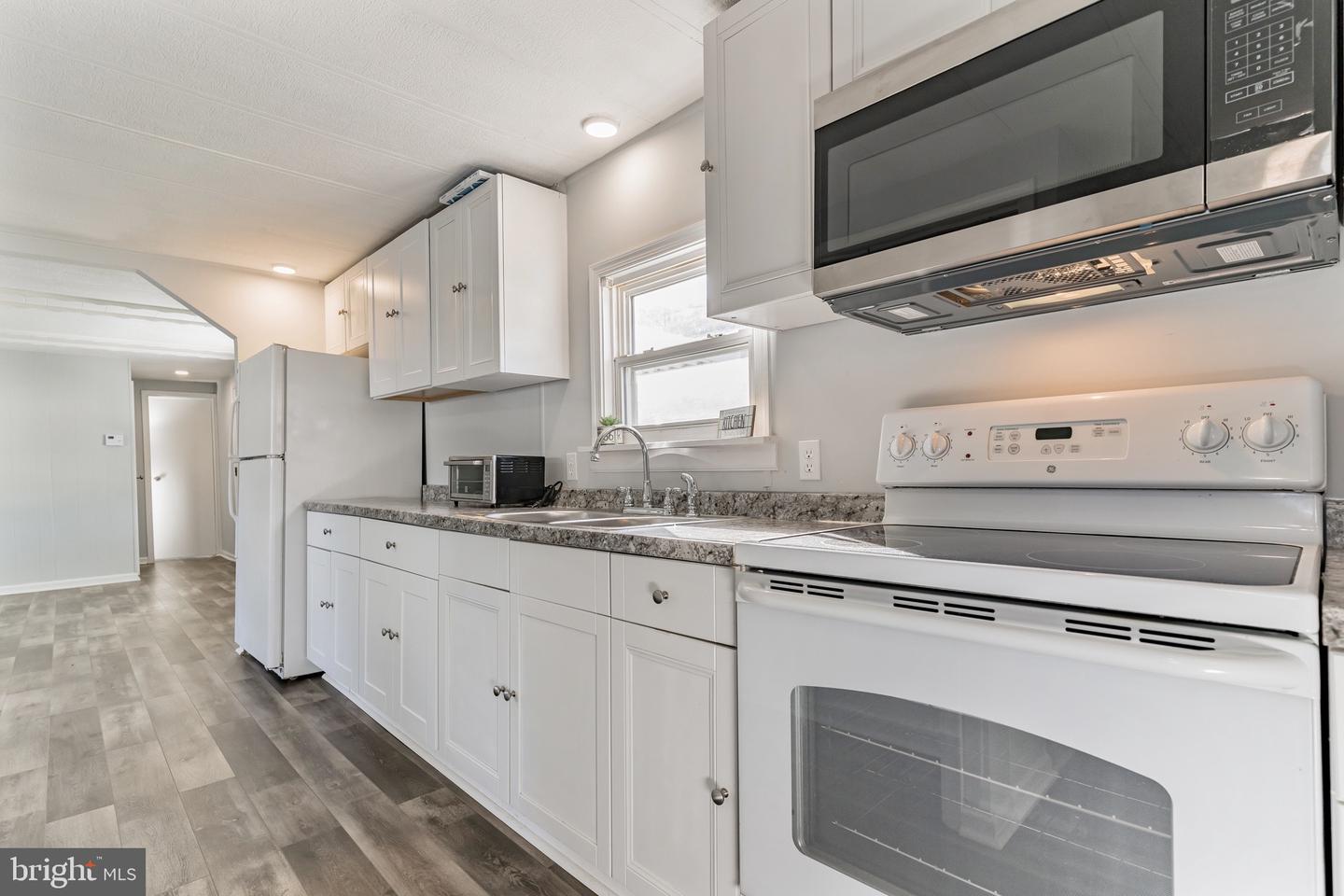 180 Sonnys Court Property Photo 16