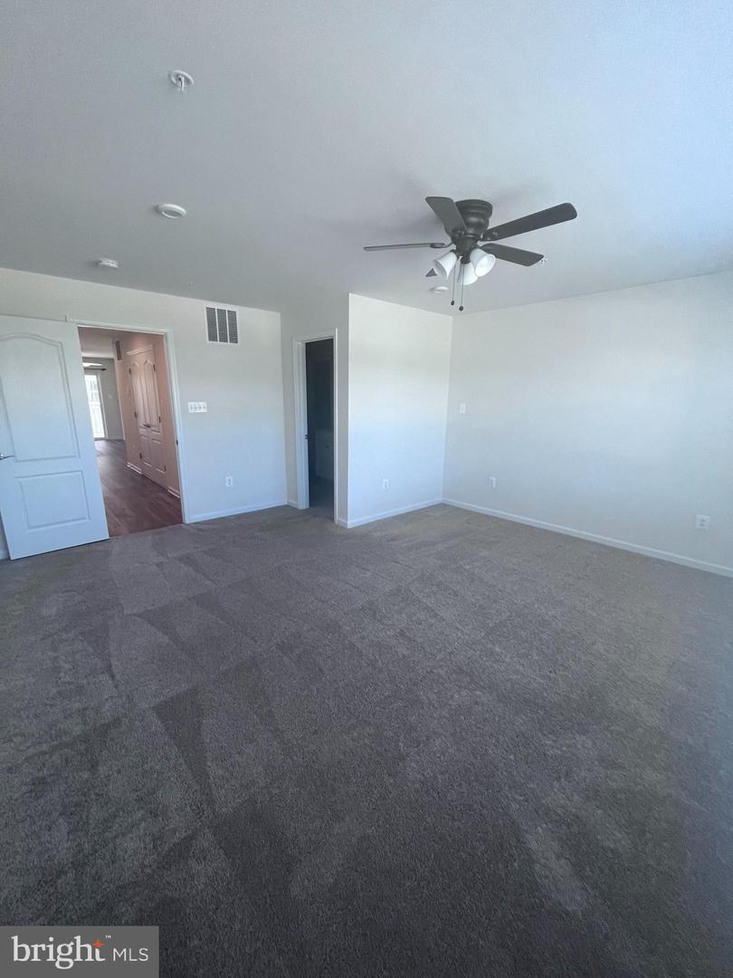 2828 Brewers Crossing Way Property Photo 31