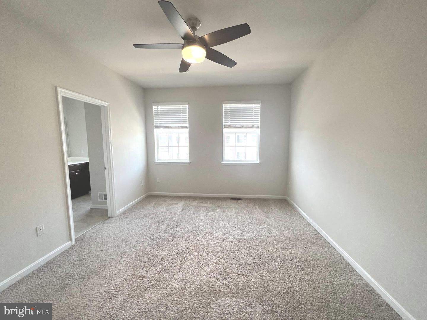 2013 Thornbrook Way Property Photo 12