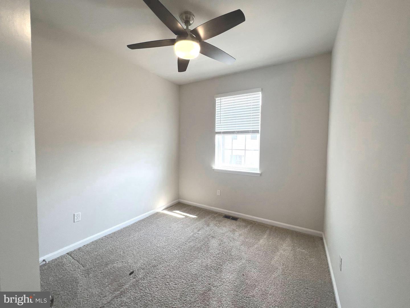 2013 Thornbrook Way Property Photo 21