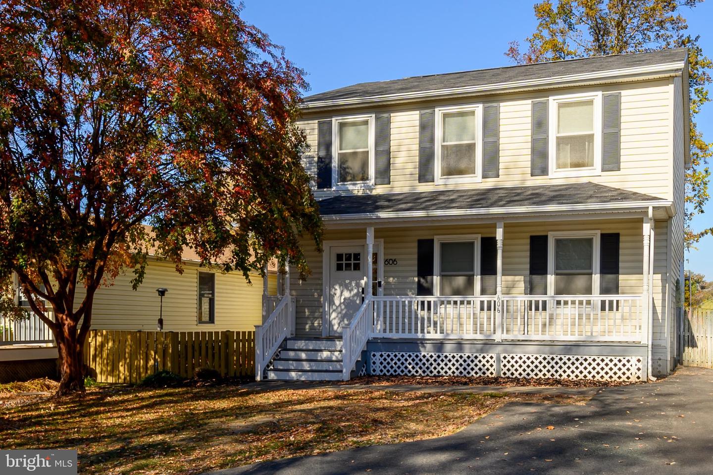 606 Whittington Pl Property Photo