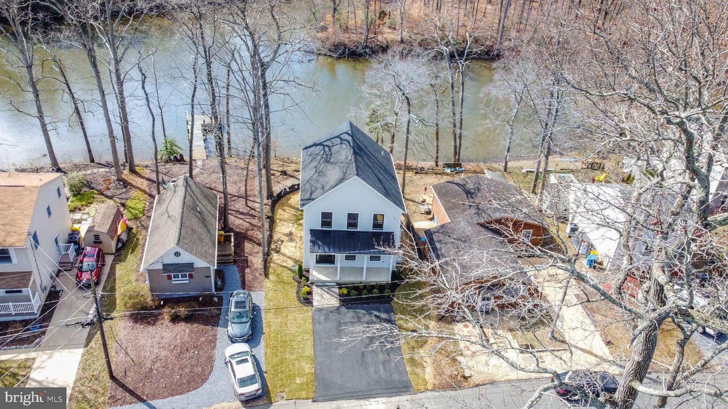 2054 Shore Drive Property Photo 1