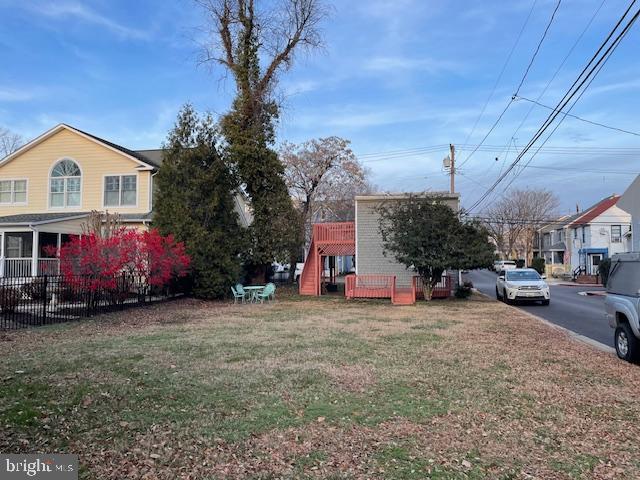 544 Second St Property Photo 19