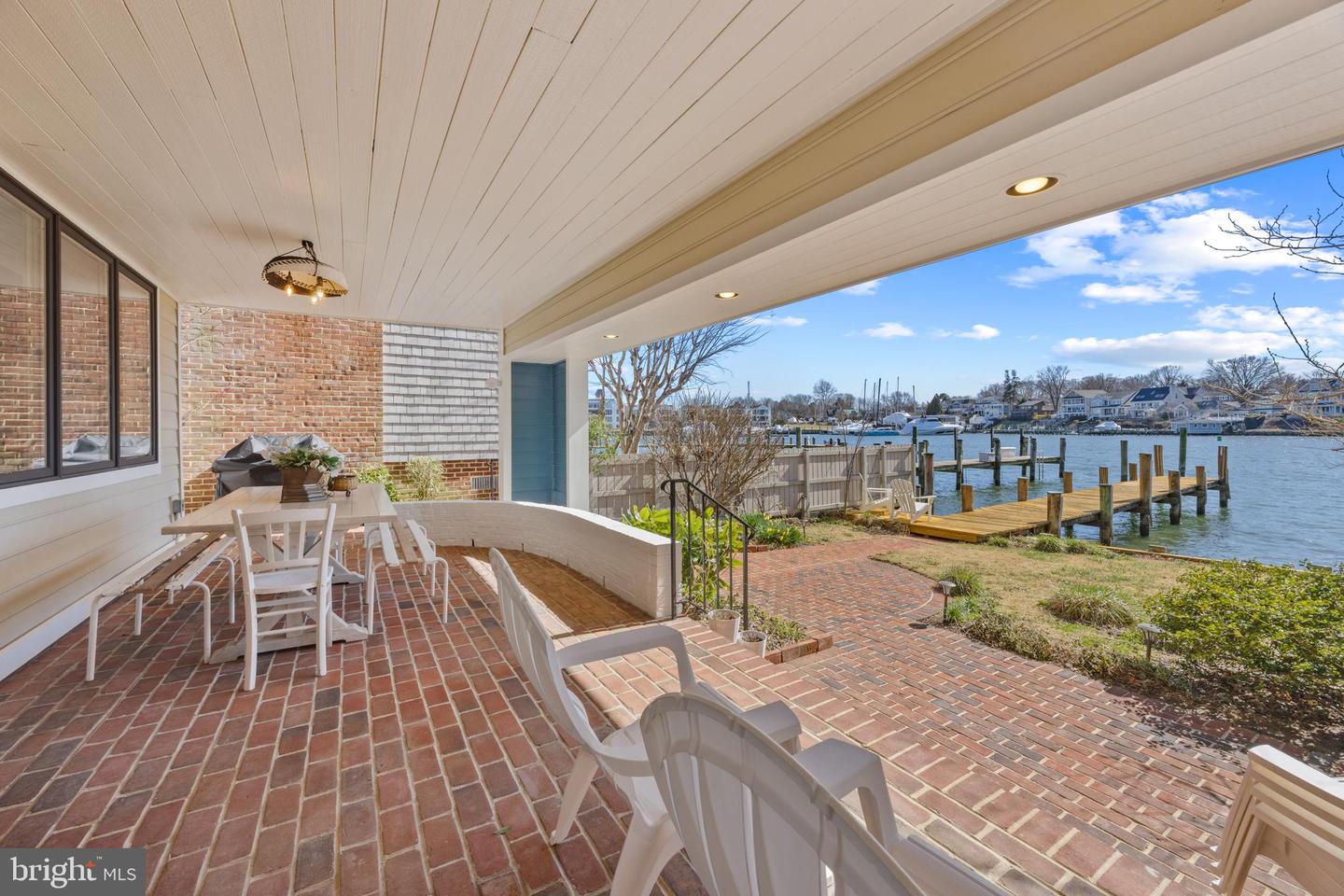 9 Shipwright St Property Photo 36