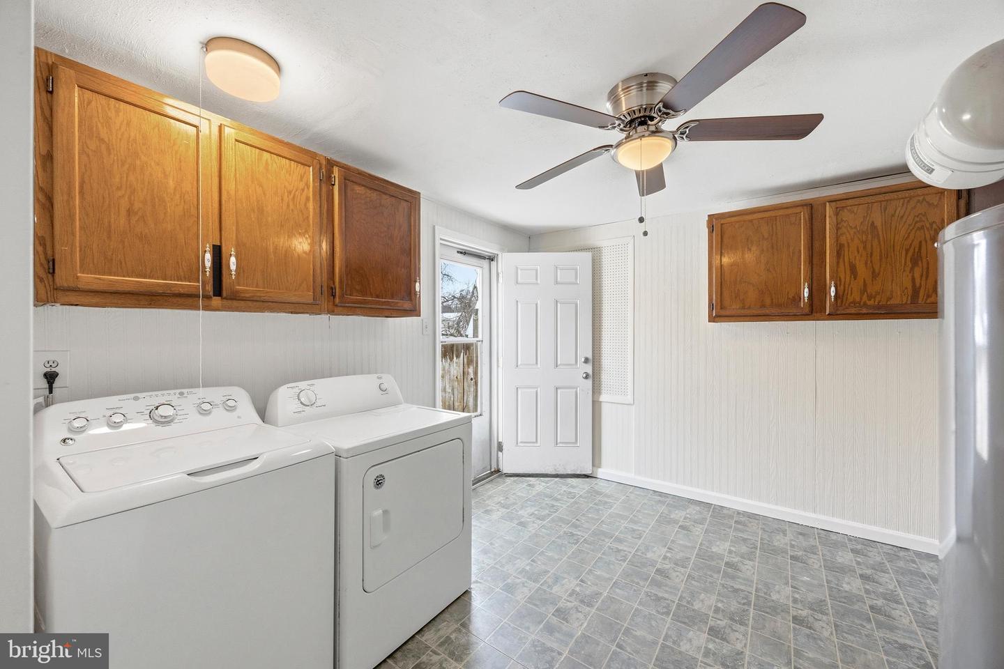 652 Chapelview Dr Property Photo 23