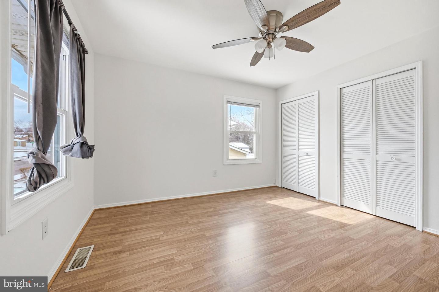 652 Chapelview Dr Property Photo 31