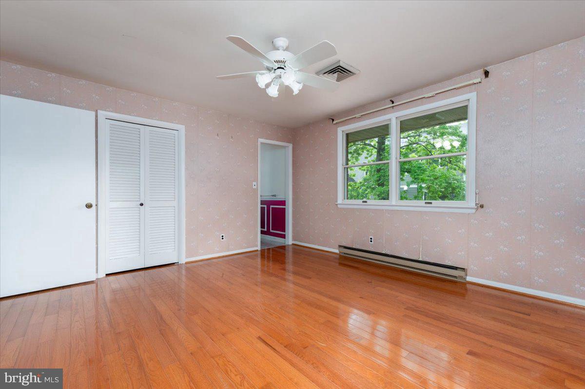 703 Glendon Ave Property Photo 30