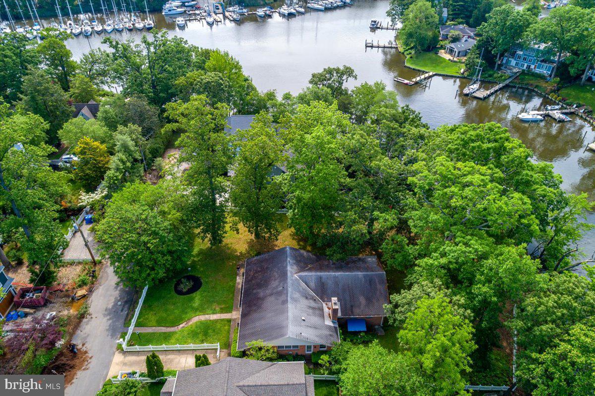 703 Glendon Ave Property Photo 47