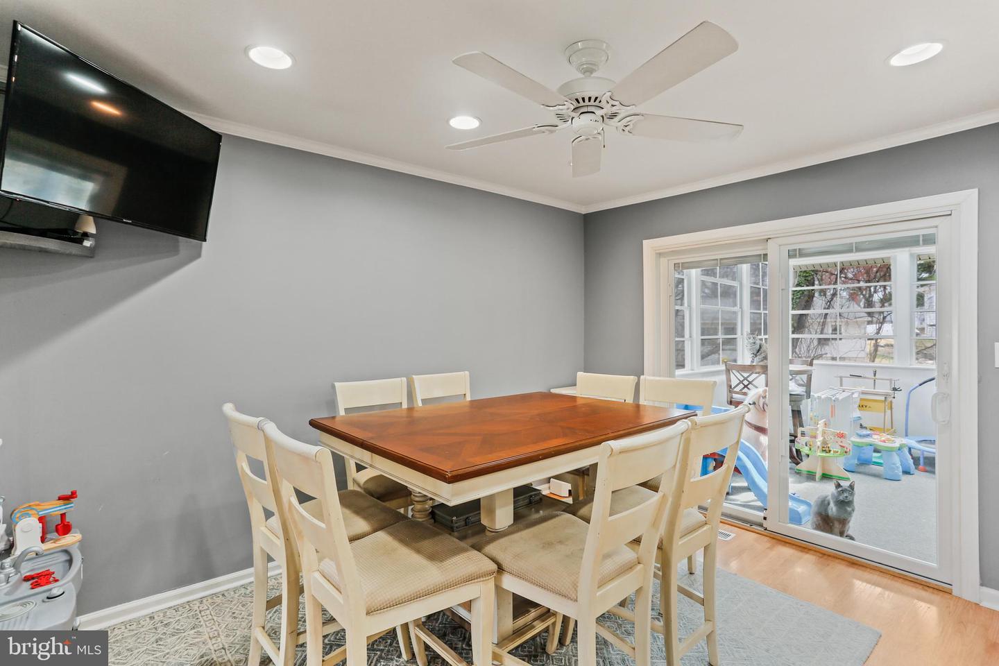 6605 Greenvale Ct Property Photo 6