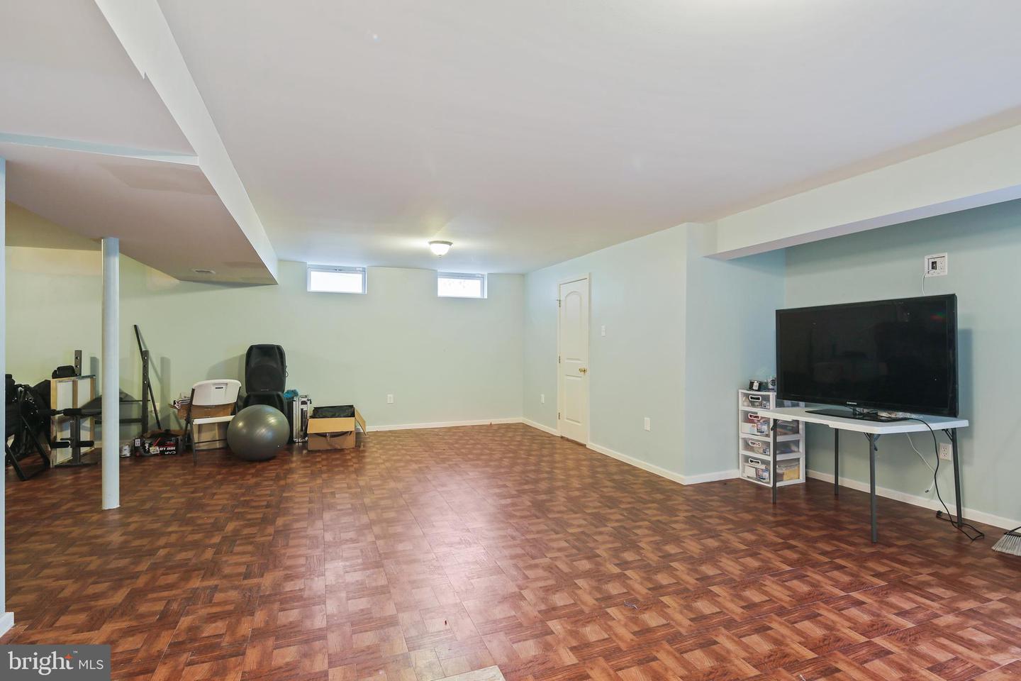 8509 Lexington Dr Property Photo 37