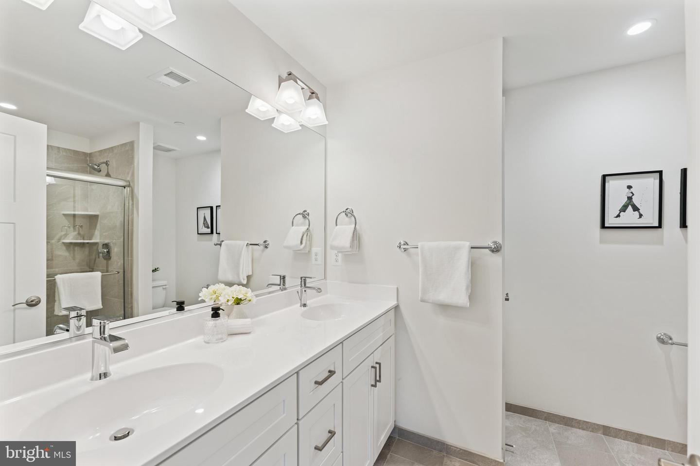 118 Overlea Dr E Property Photo 20