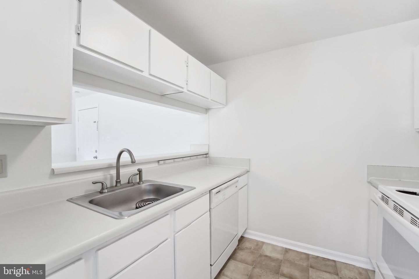 6607 Rapid Water Way #103 Property Photo 13