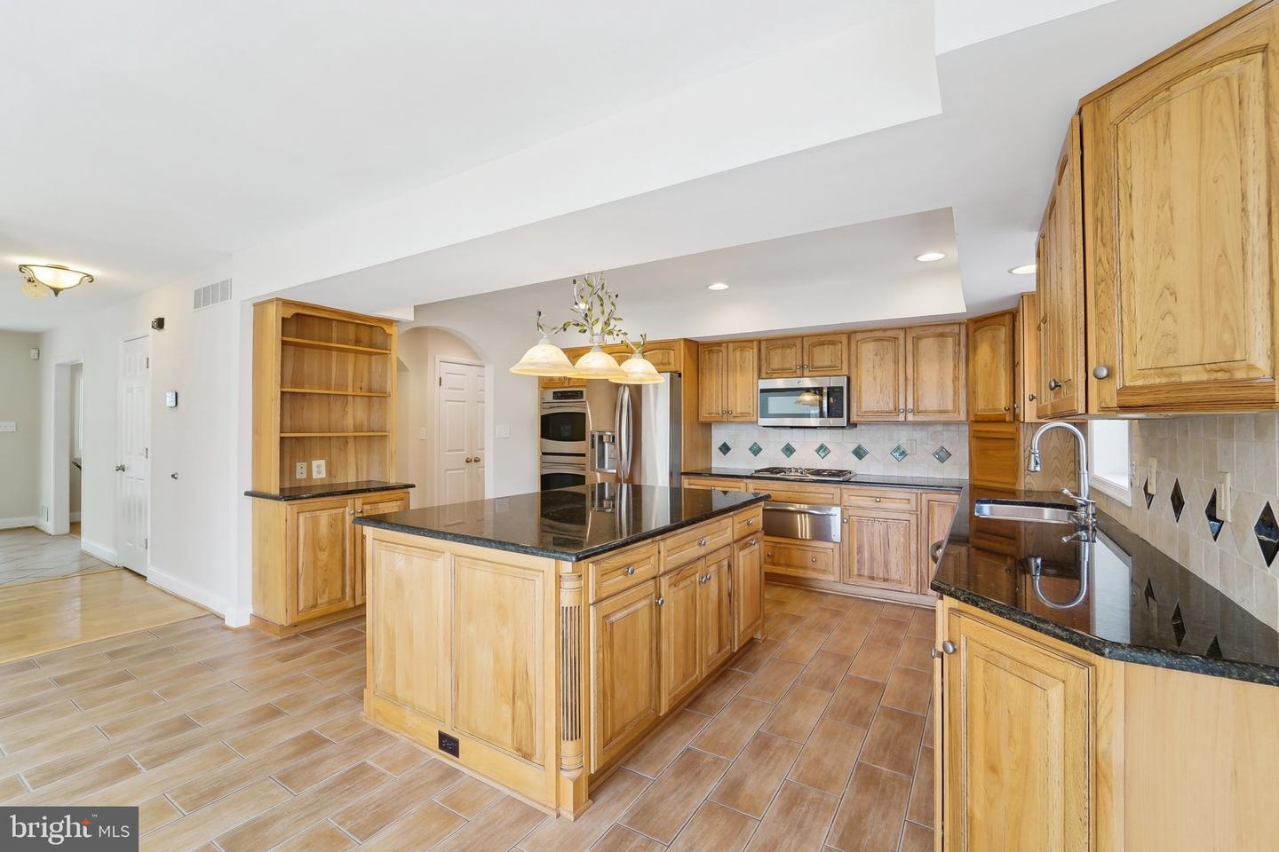 264 Capote Ct. East Property Photo 12