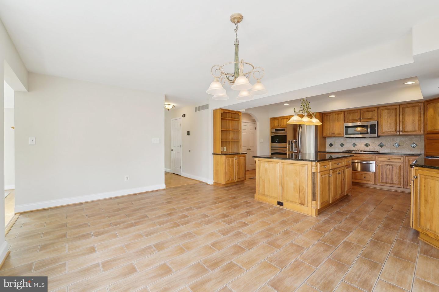 264 Capote Ct. East Property Photo 17