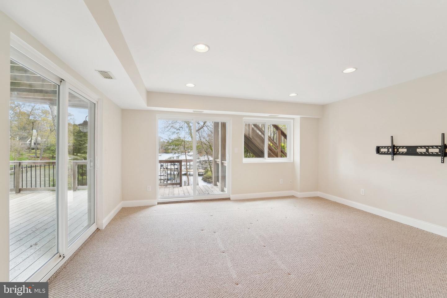 264 Capote Ct. East Property Photo 43