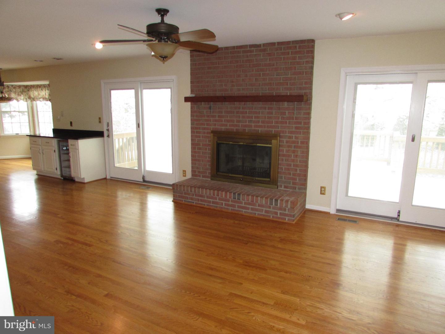 1305 Pecantree Ct Property Photo 19