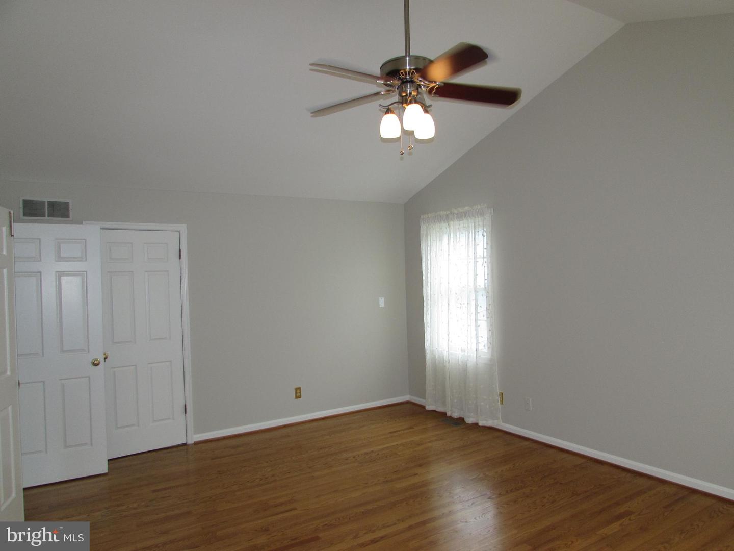 1305 Pecantree Ct Property Photo 26