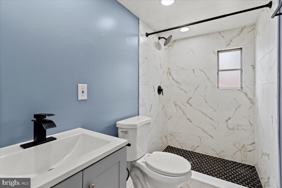 4748 Flanders Lane Trlr #k Property Photo 9