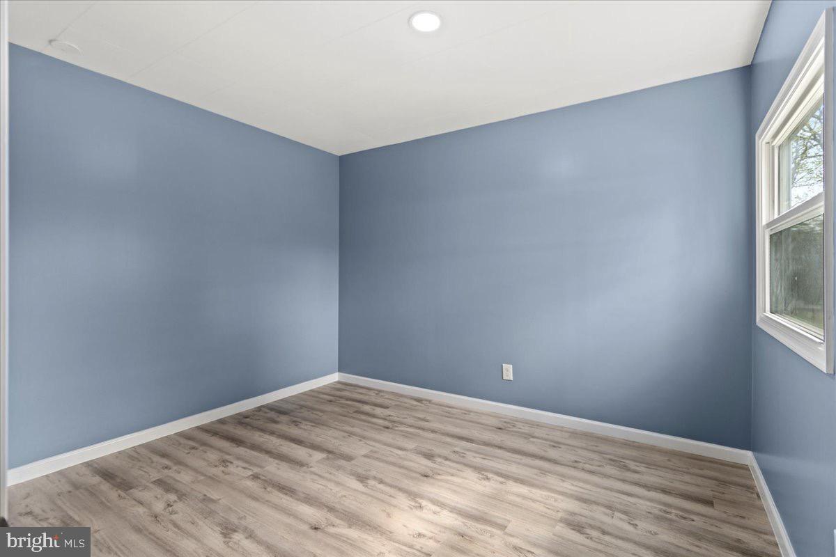 4748 Flanders Lane Trlr #k Property Photo 10