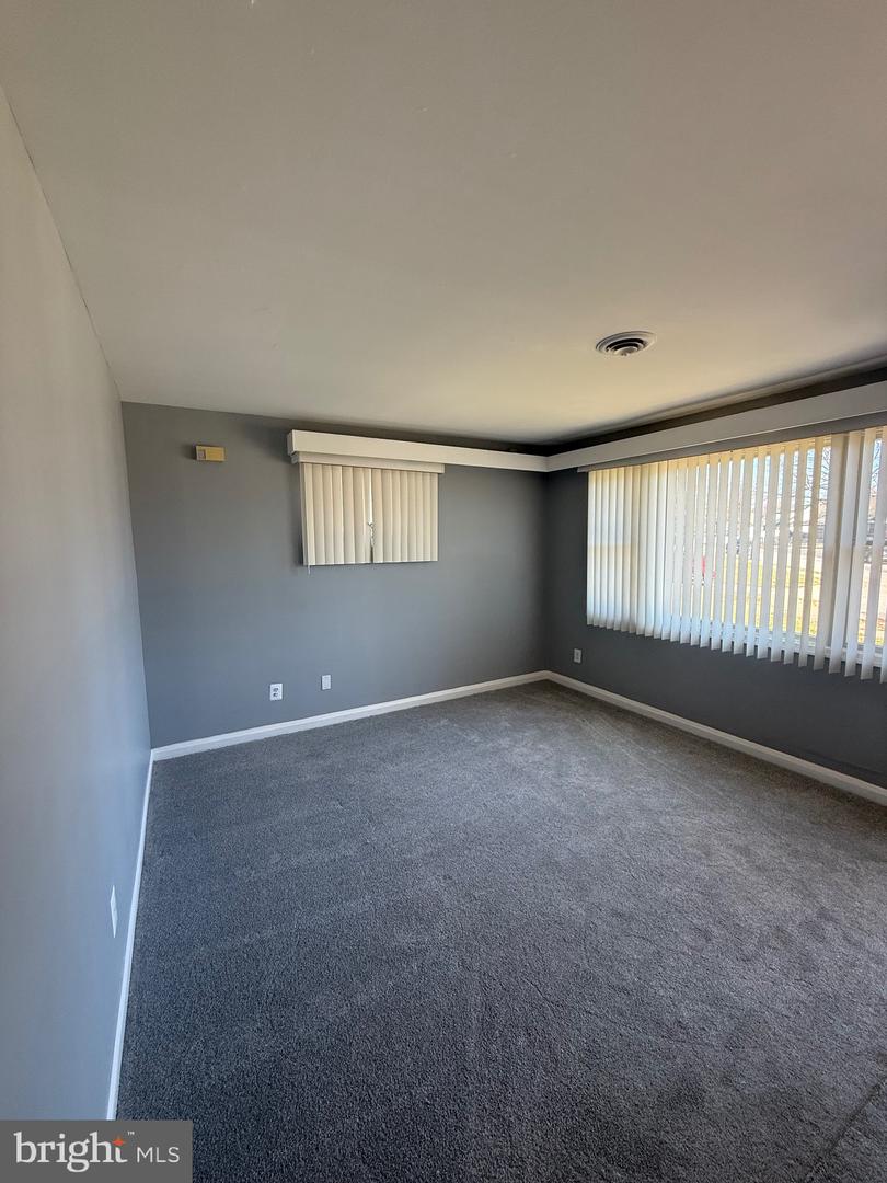 2 Stevens Rd Property Photo 8