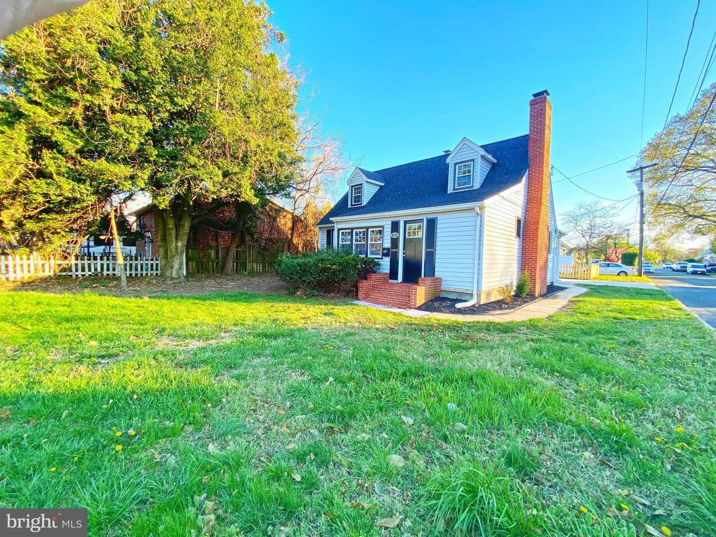 8528 Main Ave Property Photo 14