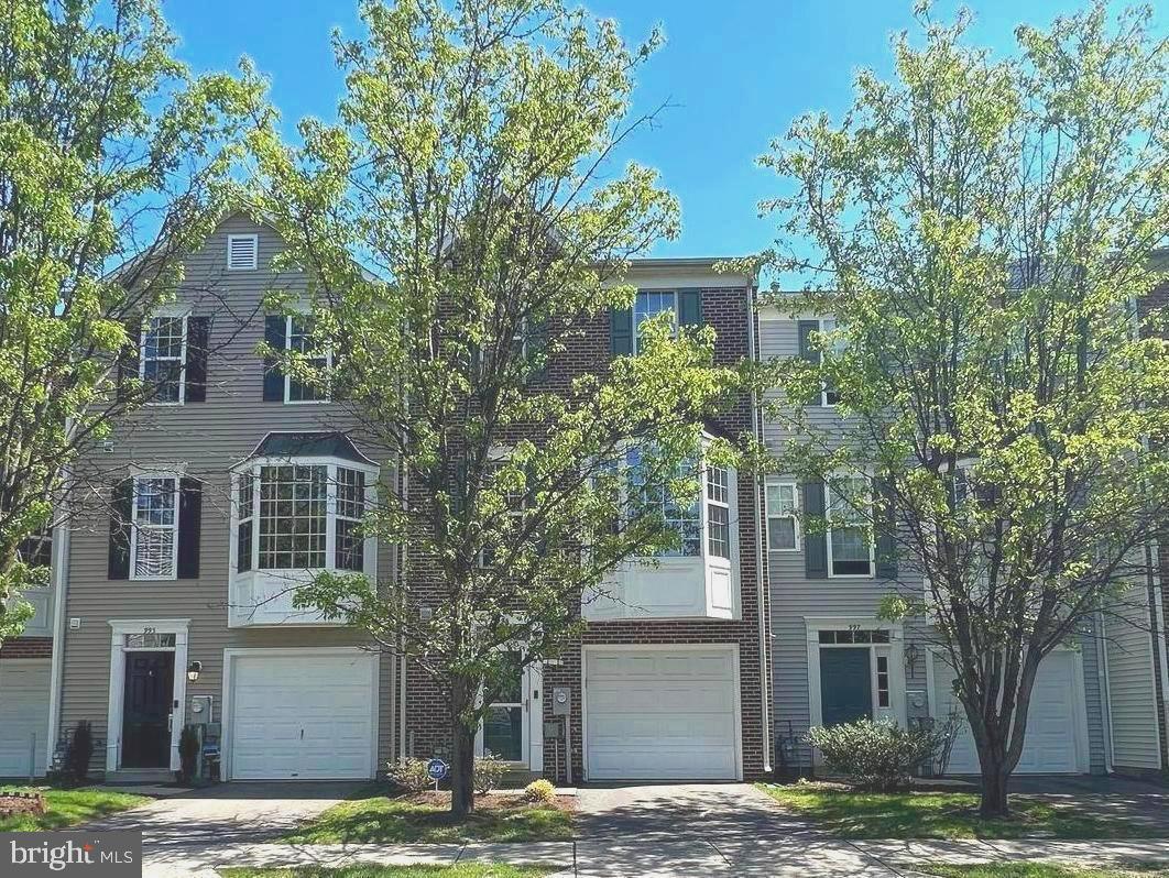 995 Danville Ct Property Photo 1