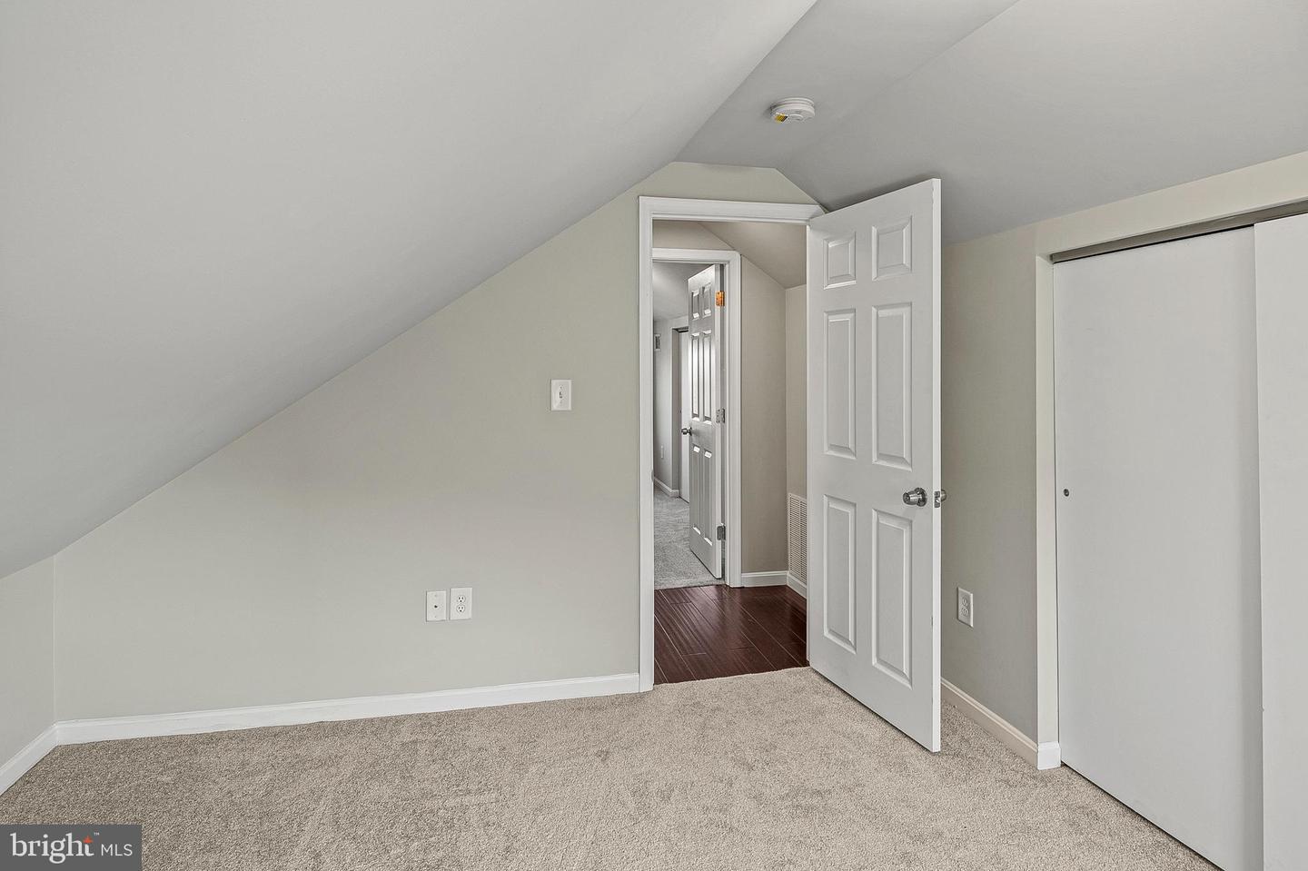 113 Georgia Ave Ne Property Photo 22