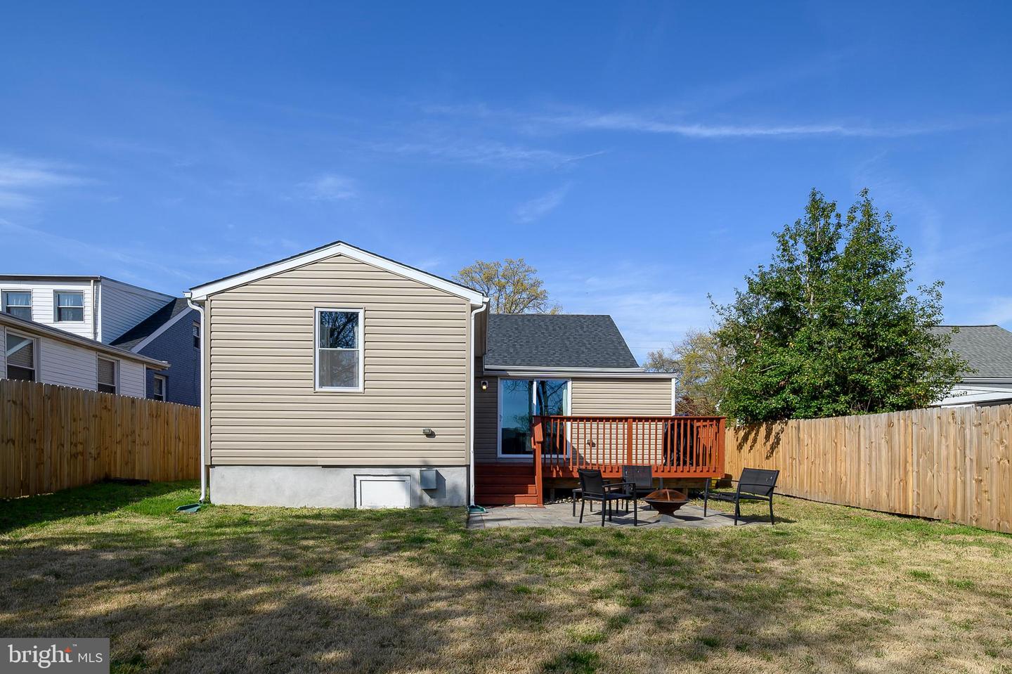 113 Georgia Ave Ne Property Photo 31