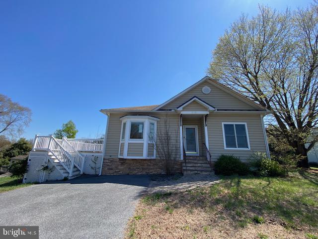3709 Bay Dr Property Photo 1