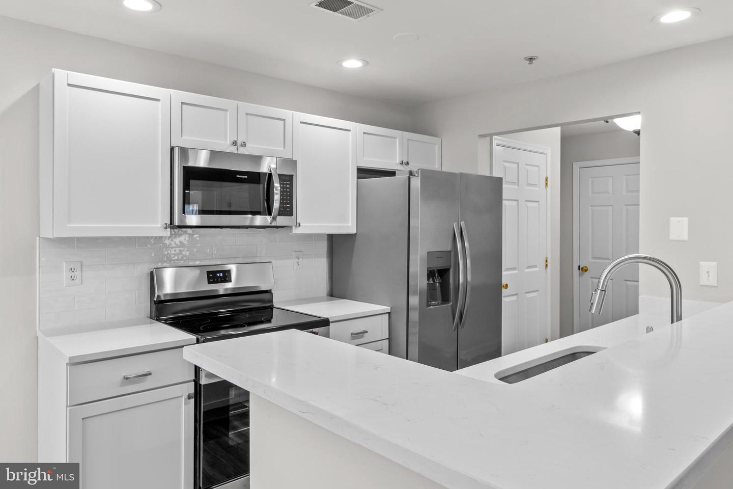 2008 Peggy Stewart Way #304 Property Photo 10