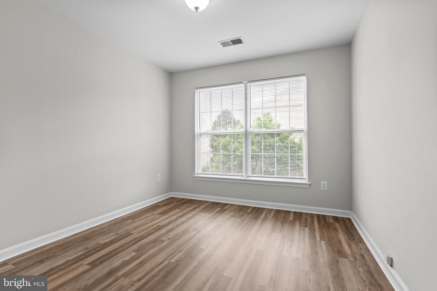2008 Peggy Stewart Way #304 Property Photo 16
