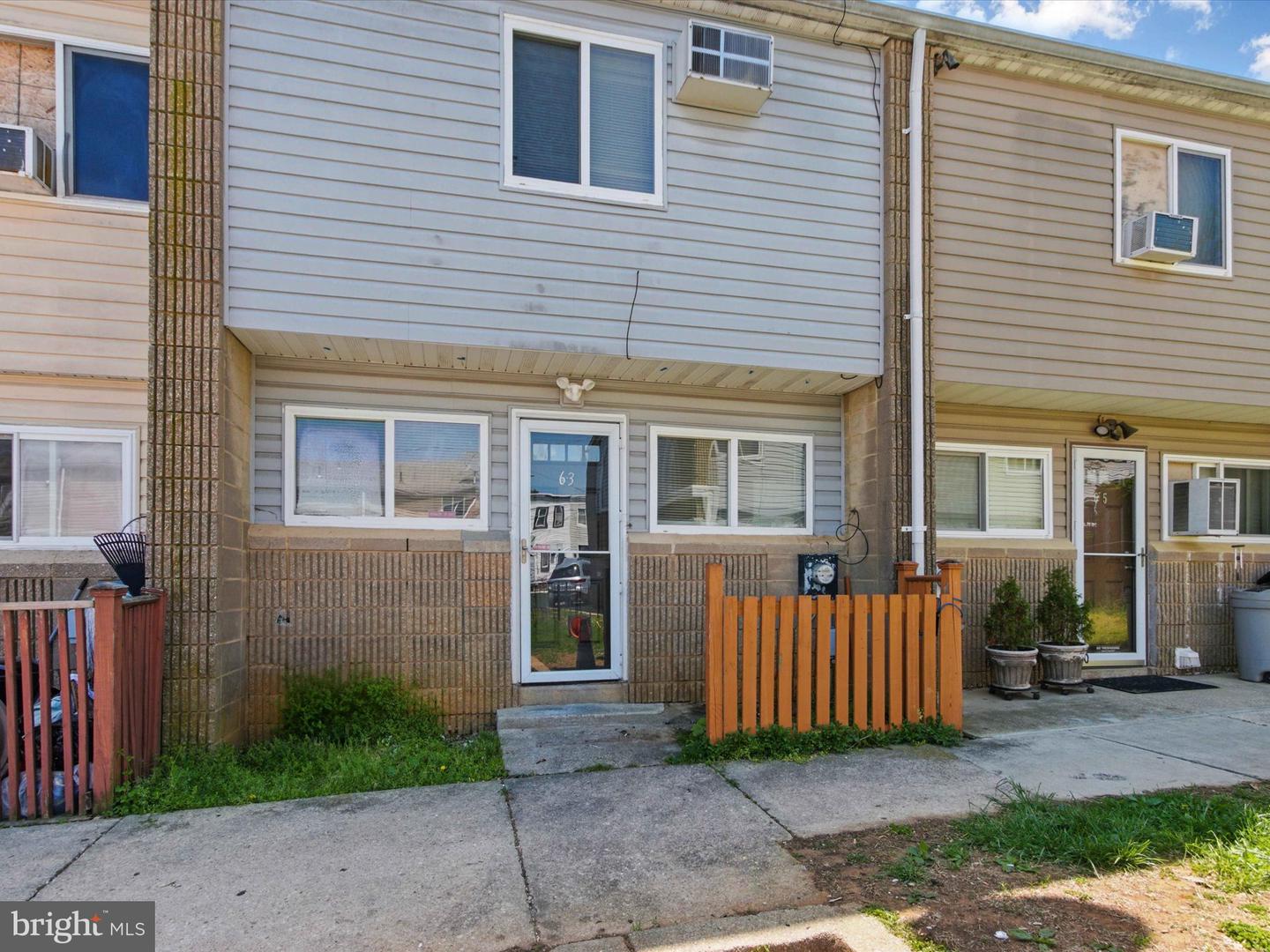 63 Town Pines Ct Property Photo 1