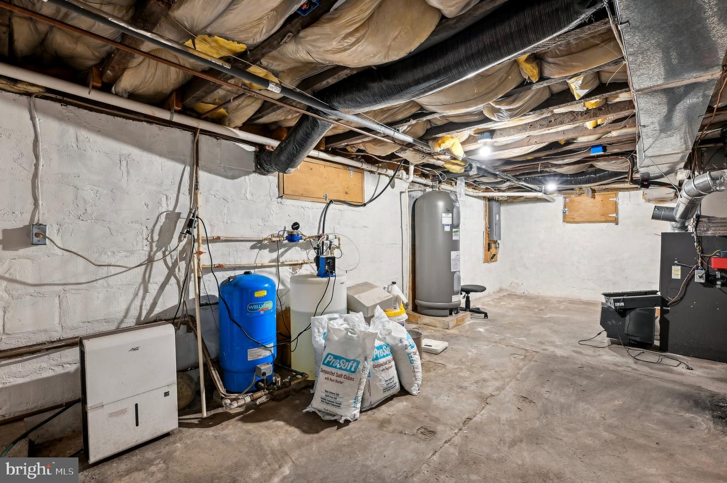 363 Effies Ln Property Photo 25
