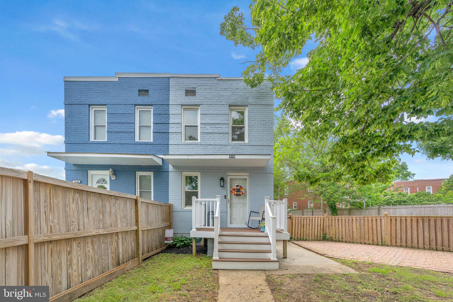 1007 Madison Ct Property Photo 1