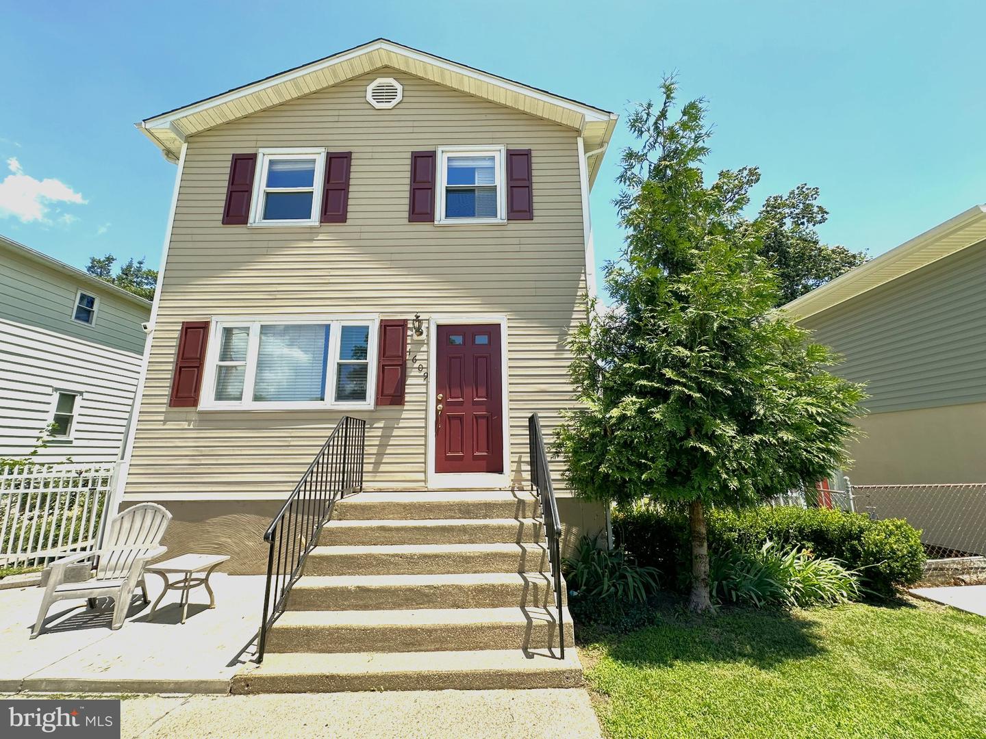 1609 Shady Side Dr Property Photo