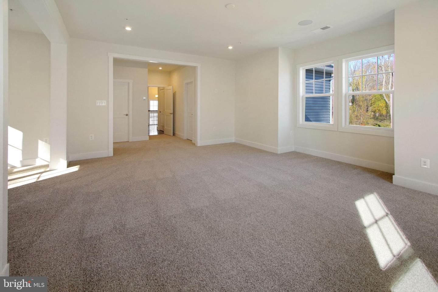 0007 Copperleaf Blvd Property Photo 37