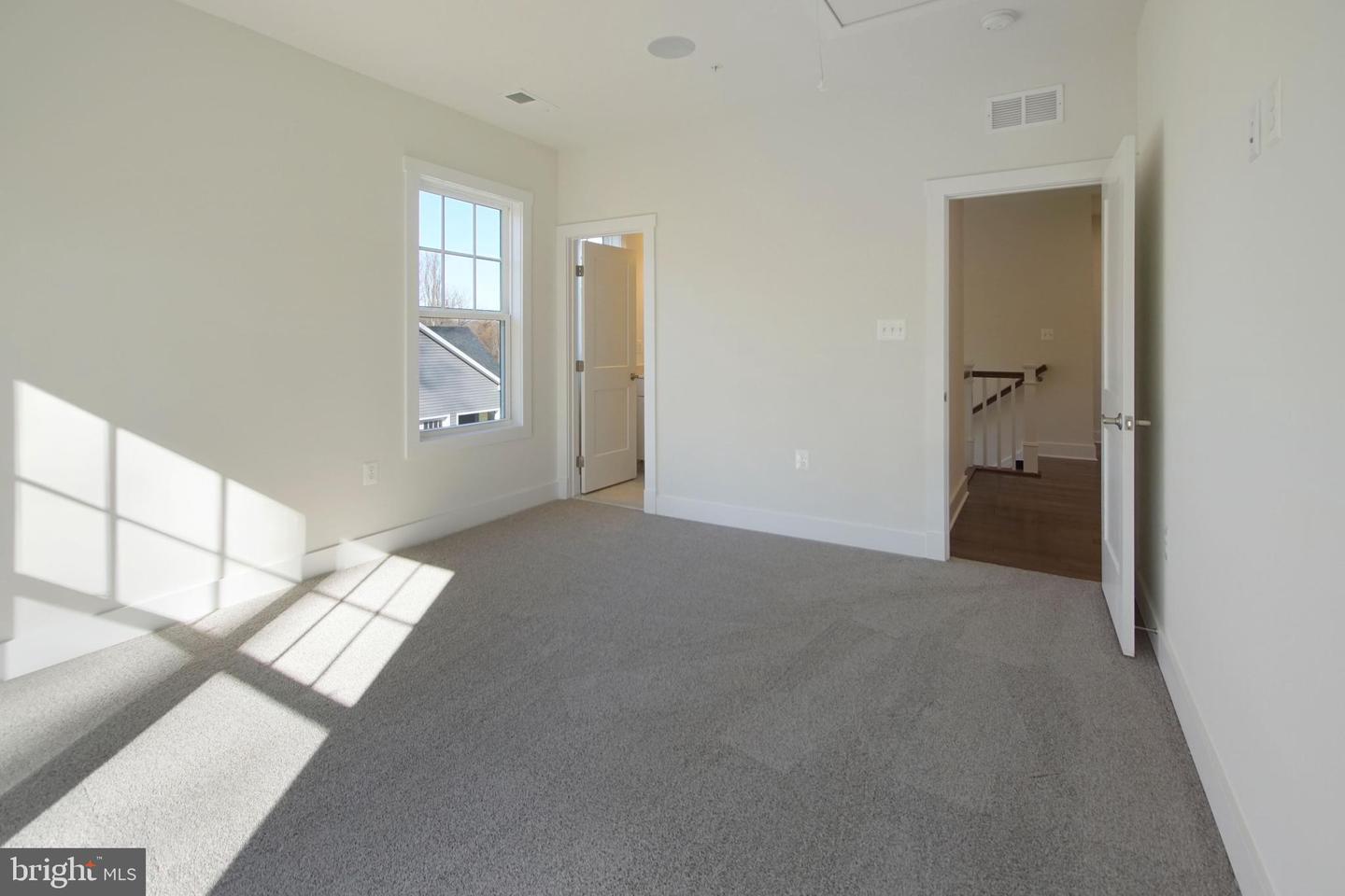 0007 Copperleaf Blvd Property Photo 42