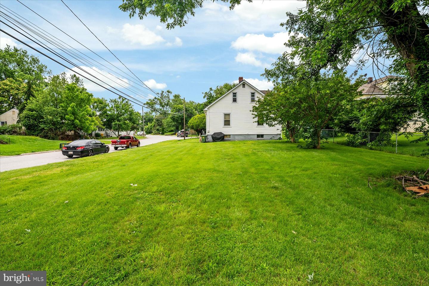 216 Charles St Property Photo 7
