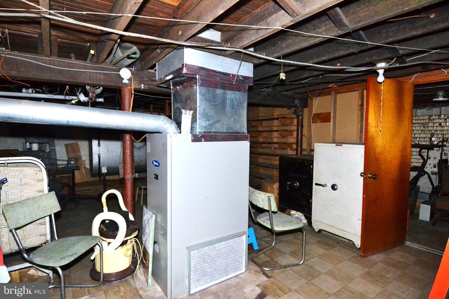 1889 Bucklina Ave Property Photo 14