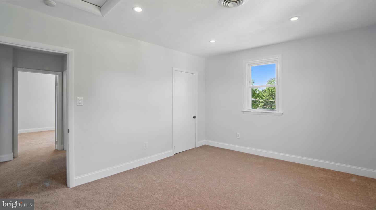 8014 Ritchie Hwy Property Photo 12