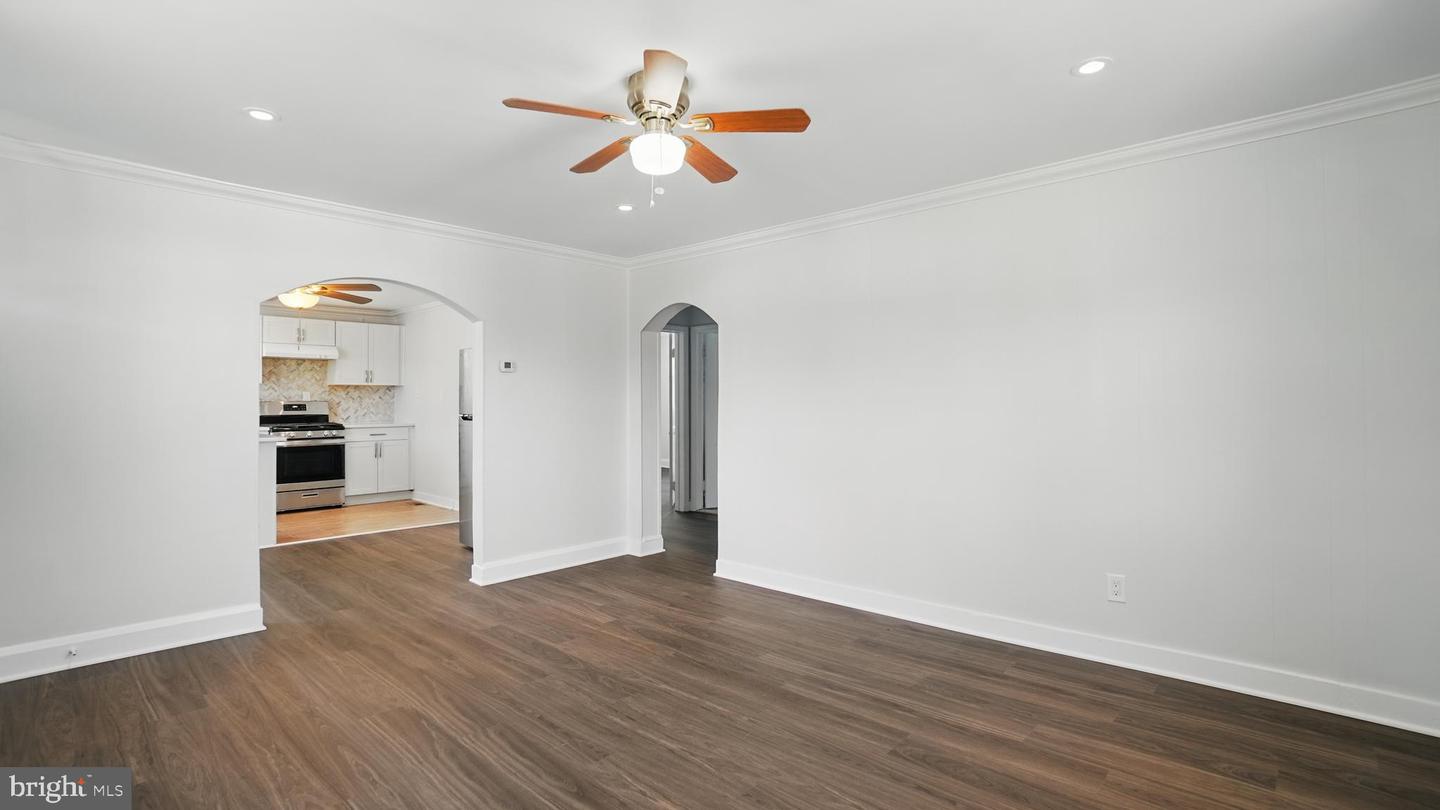 8014 Ritchie Hwy Property Photo 36