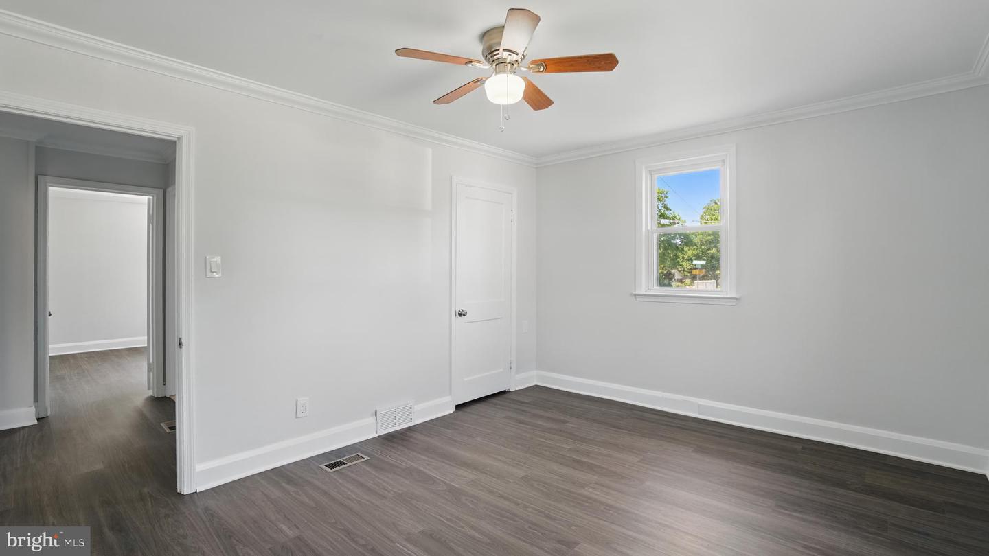 8014 Ritchie Hwy Property Photo 38