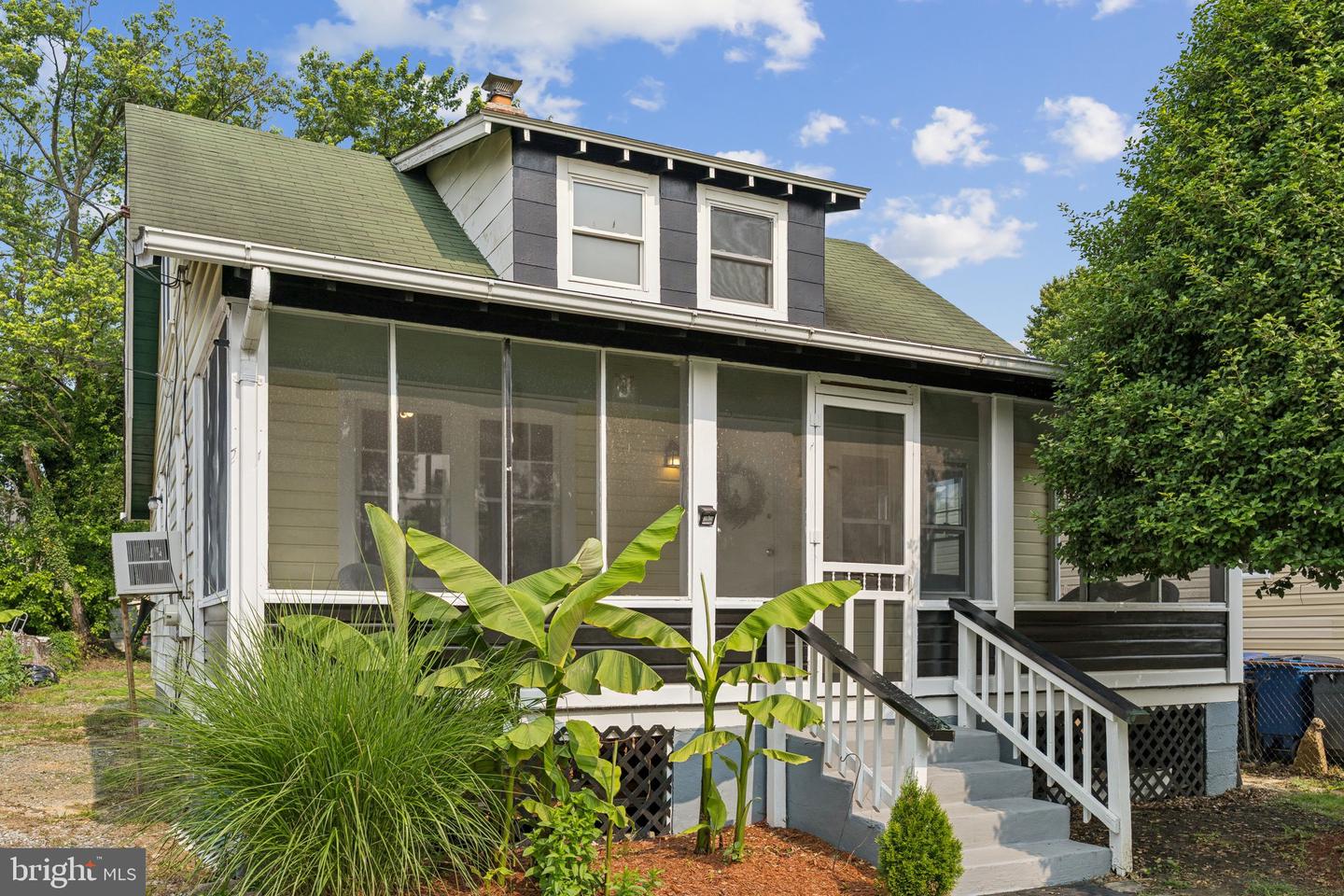 12 Bunche St Property Photo 1