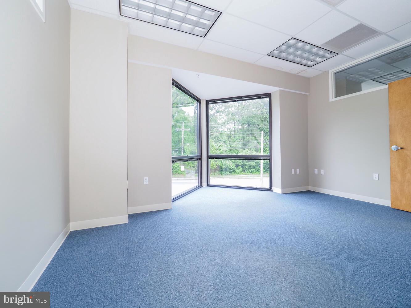 515 Benfield Rd #201 Property Photo 20