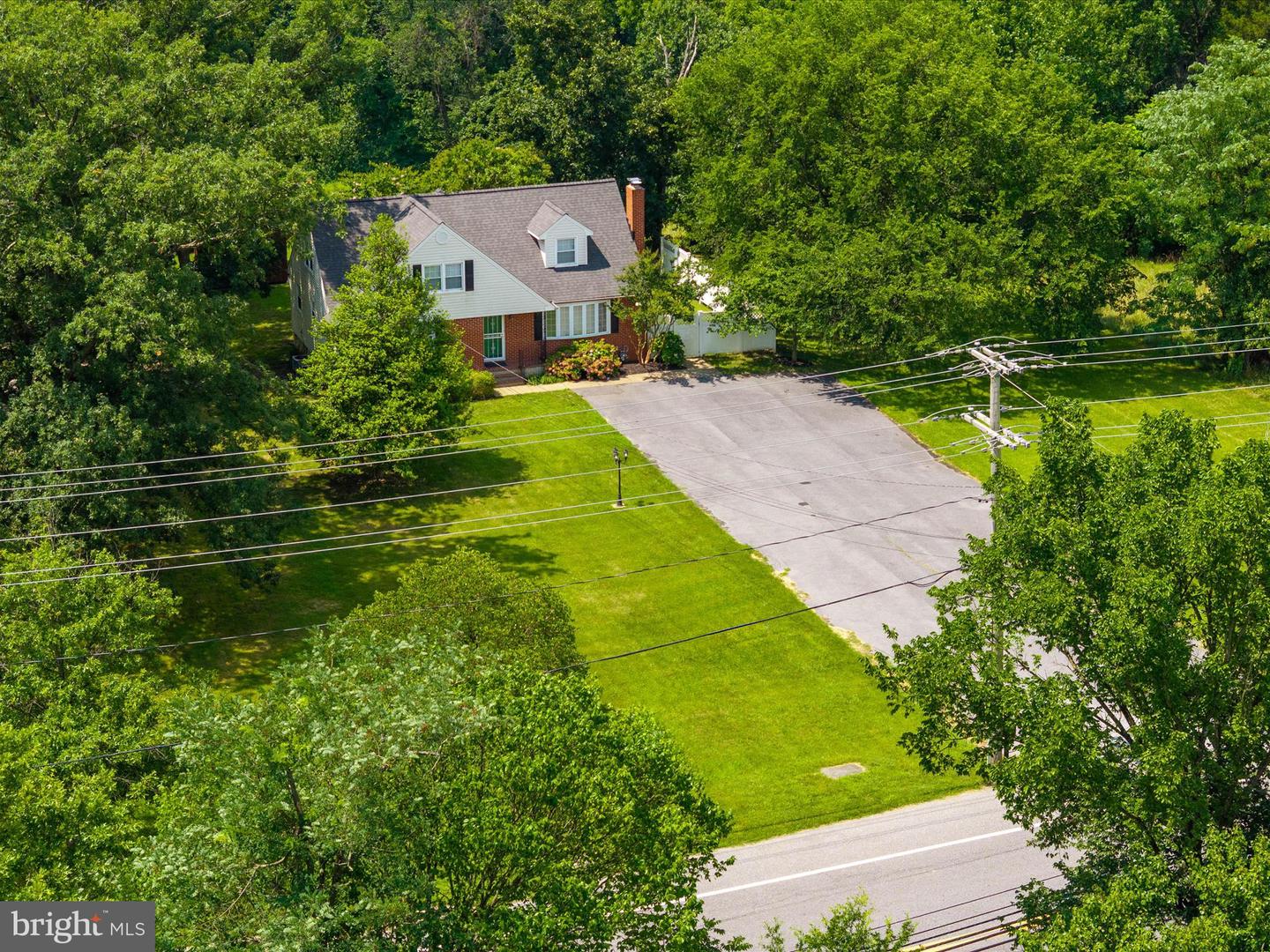 2893 Jessup Rd Property Photo 5