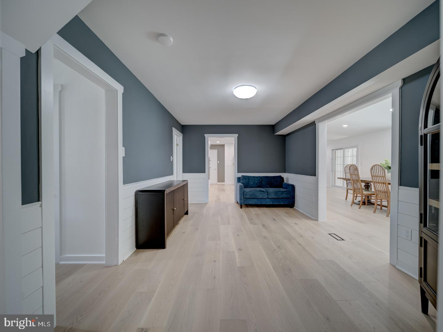 1782 Shaftsbury Ave Property Photo 9