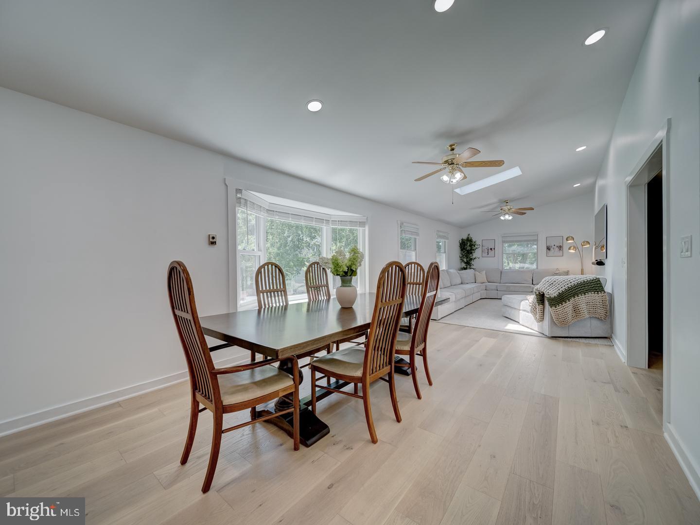 1782 Shaftsbury Ave Property Photo 12