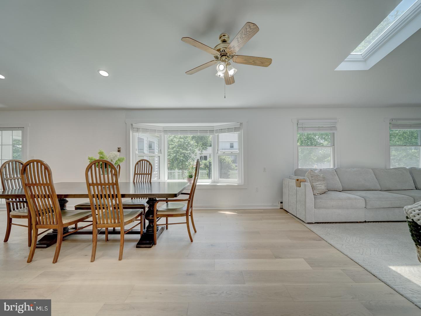 1782 Shaftsbury Ave Property Photo 31